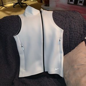 Nike therma fit vest